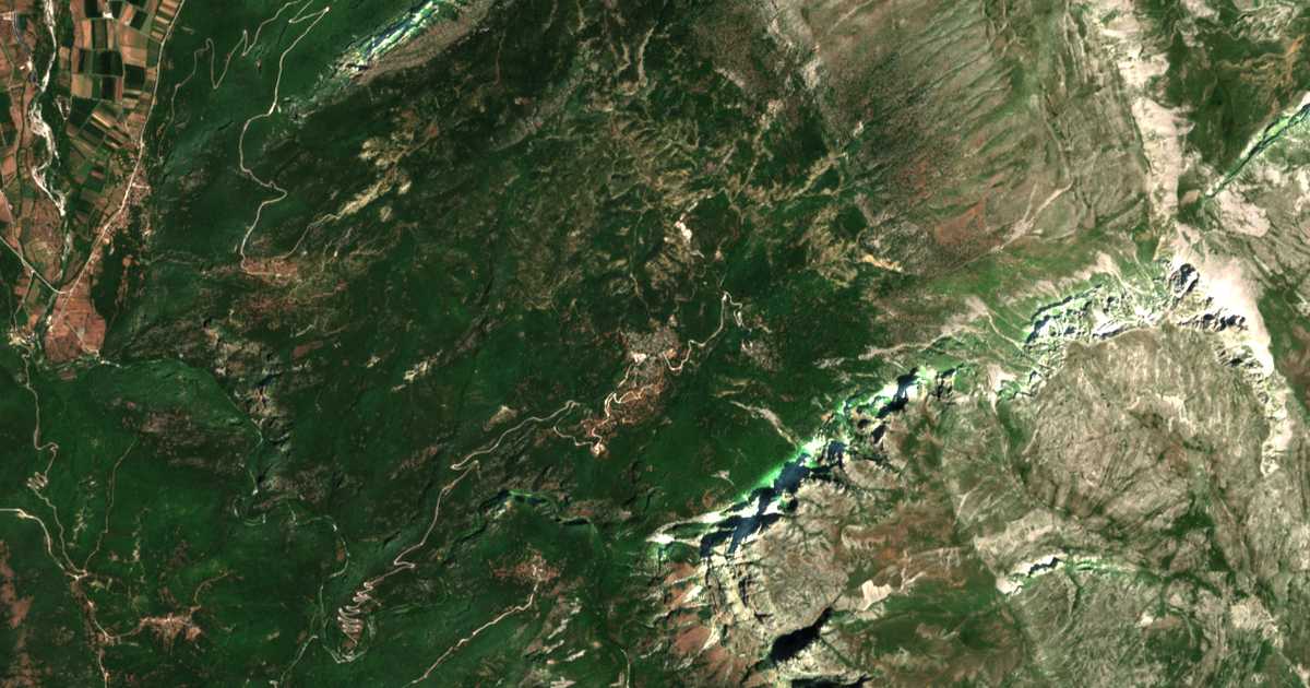 Mapa por satélite de Pápigkon