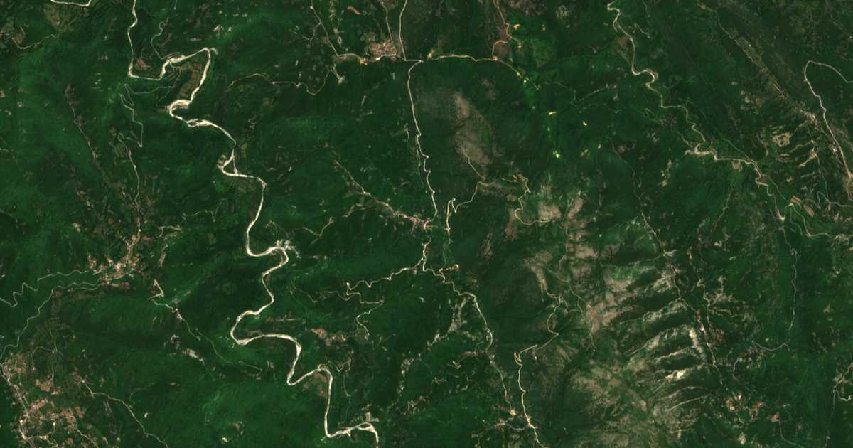 Mapa por satélite de Chínka