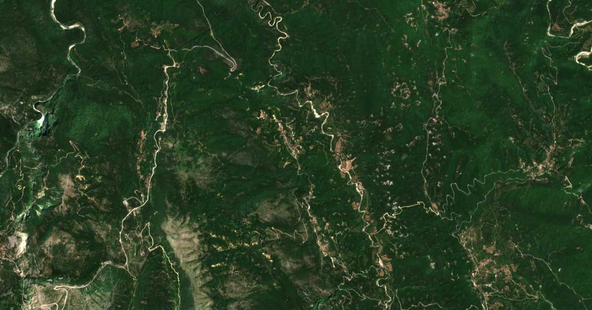 Mapa por satélite de Káto Zálongon
