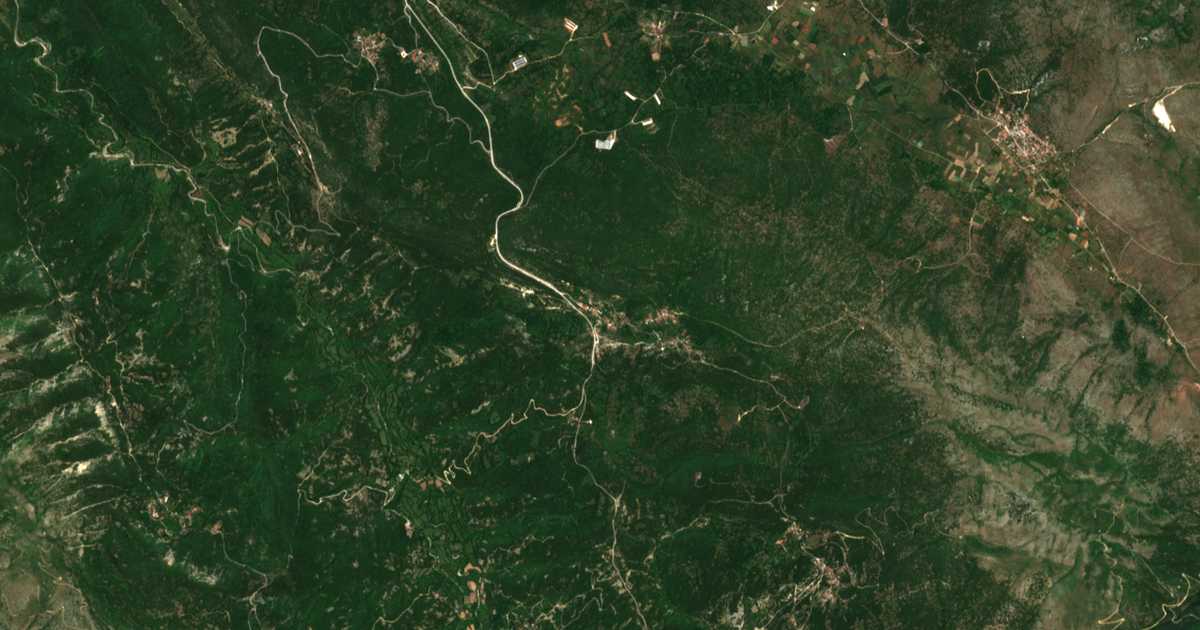 Mapa por satélite de Lýngos