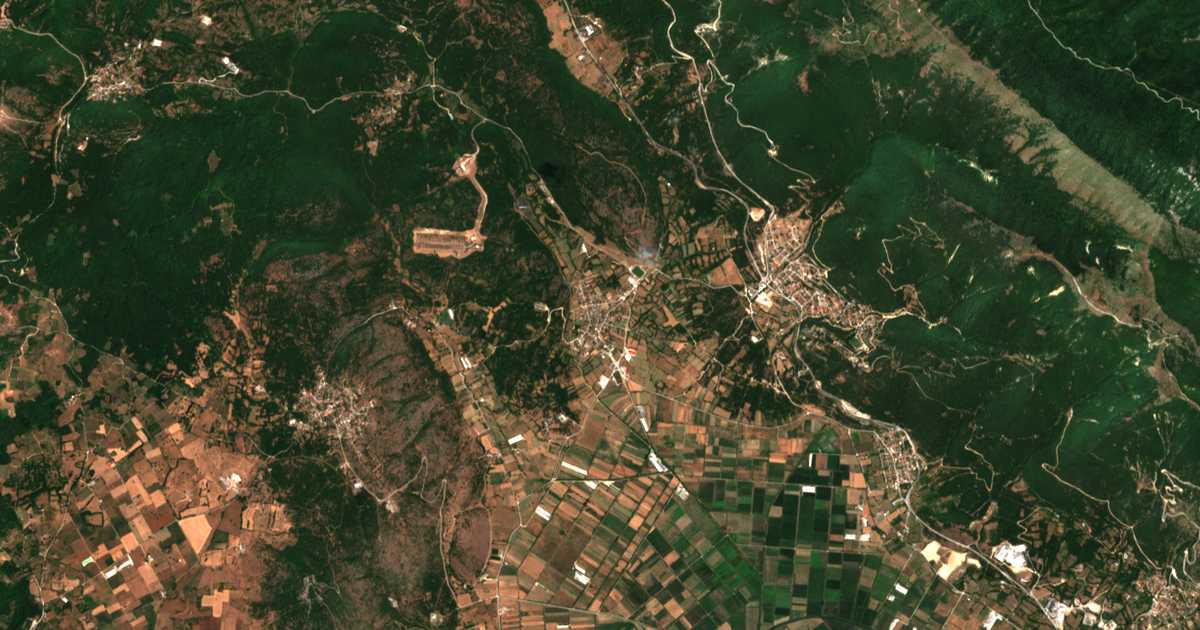 Mapa por satélite de Petsálion