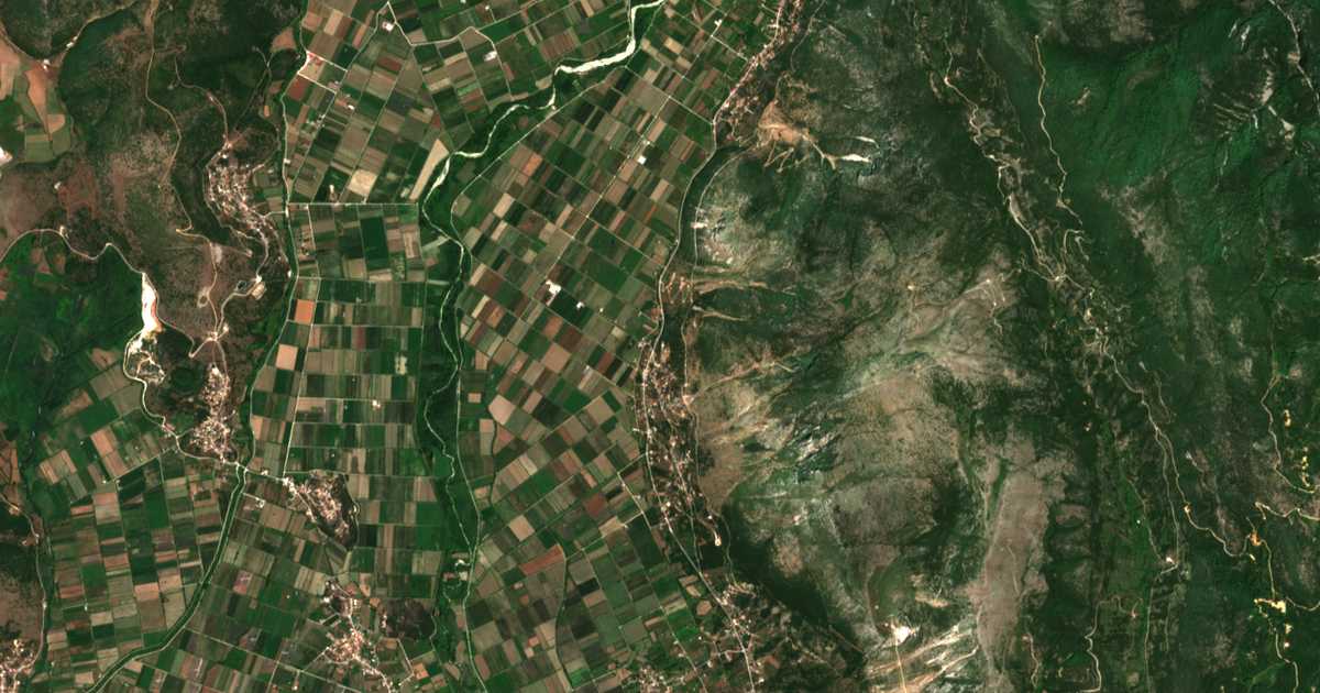Mapa por satélite de Kleisoúra
