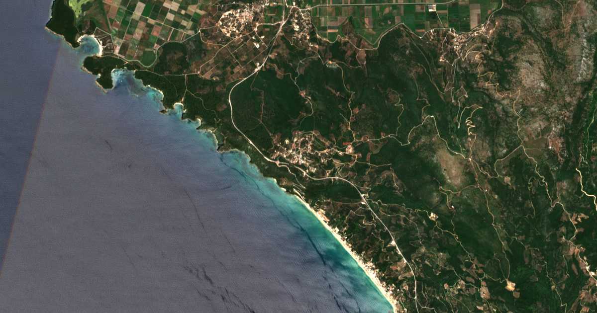 Mapa por satélite de Loútsa