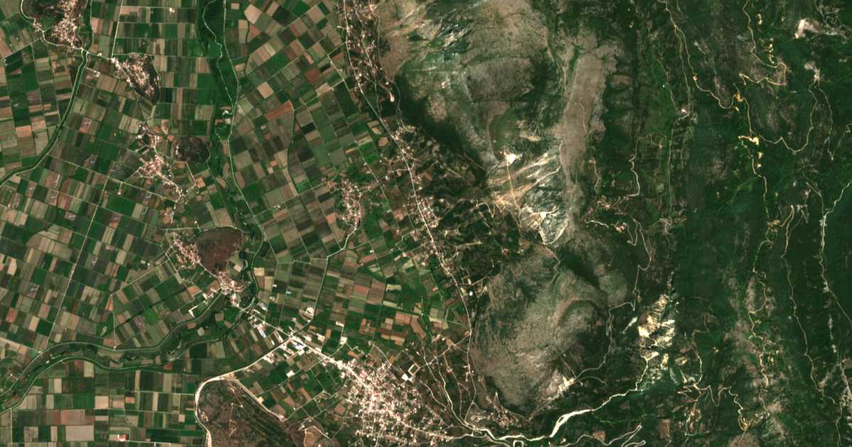 Mapa por satélite de Nárkissos