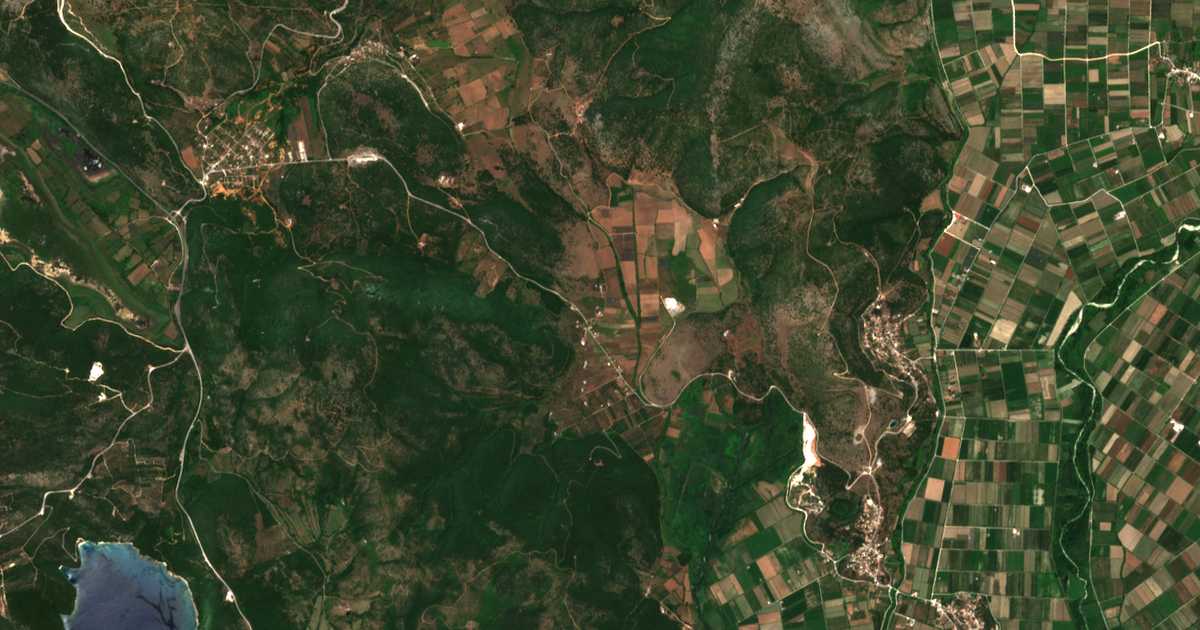 Mapa por satélite de Tzára