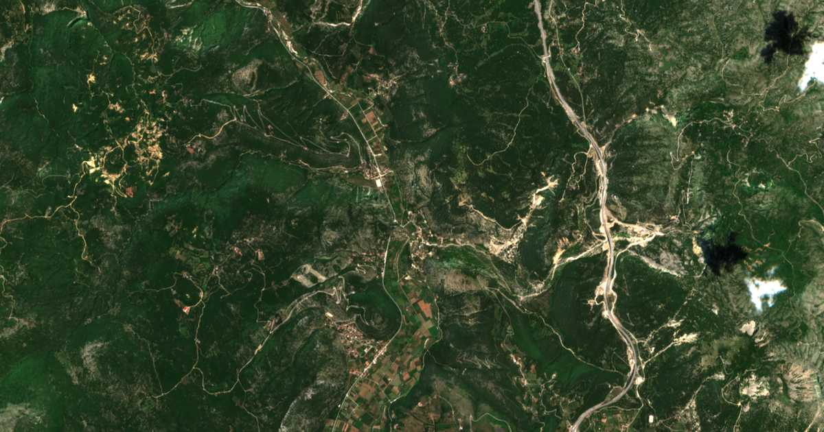 Mapa por satélite de Kleisoúra