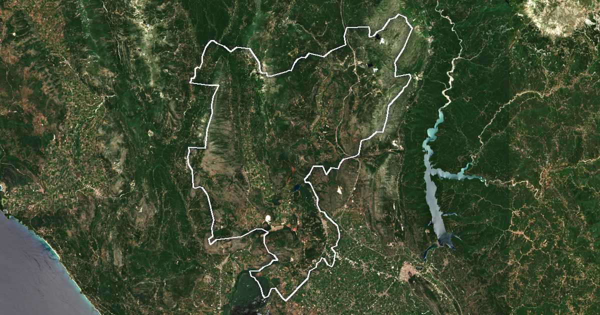 Imagen de satélite con el límite trazado: Zirós