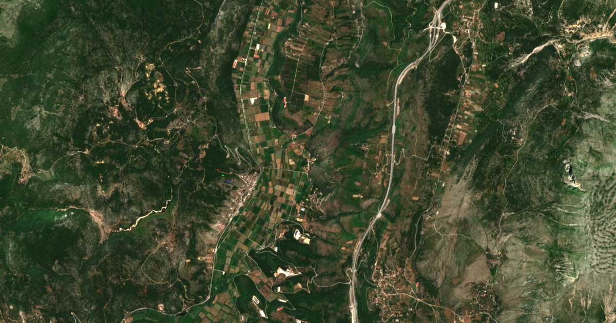 Mapa por satélite de Vathý