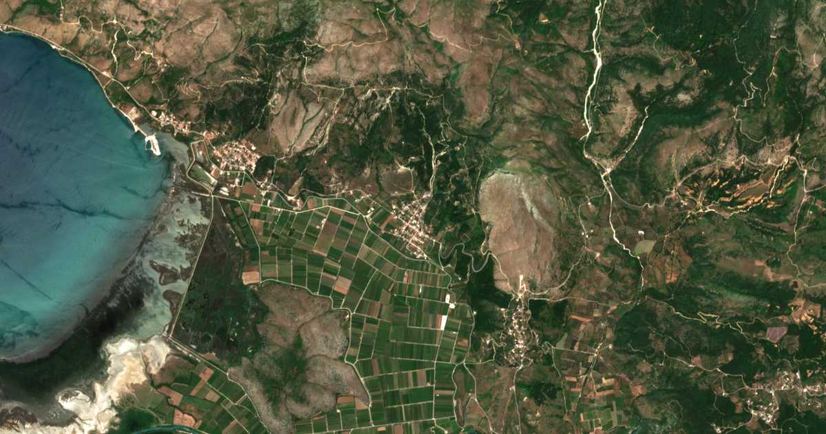 Mapa por satélite de Asprokklísion