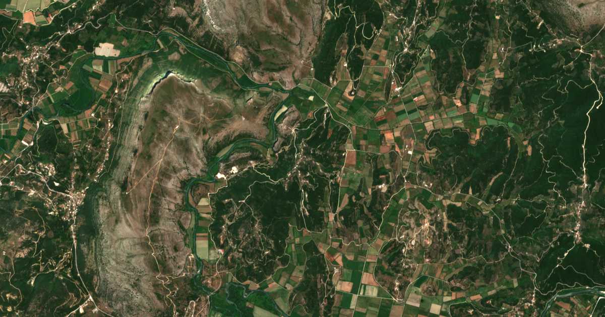 Mapa por satélite de Pigadoúlia