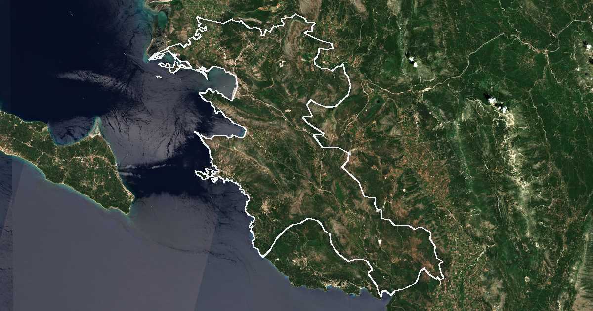 Imagen de satélite con el límite trazado: Dímos Igoumenítsas