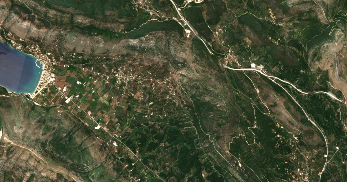 Mapa por satélite de Skorpióna