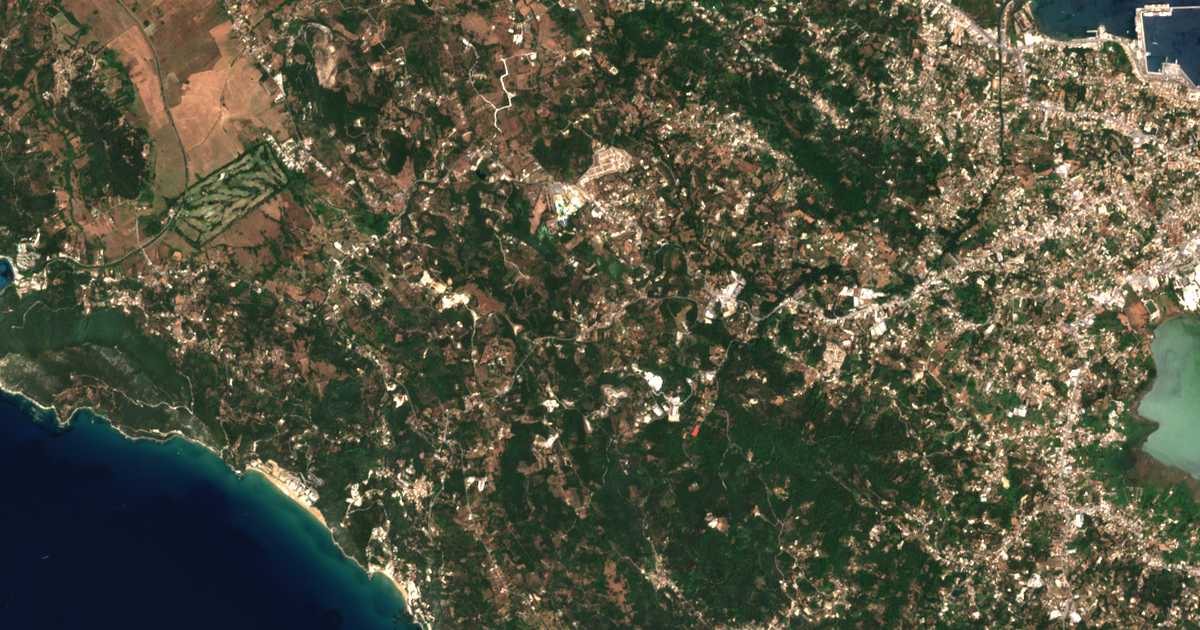 Mapa por satélite de Agía Triás