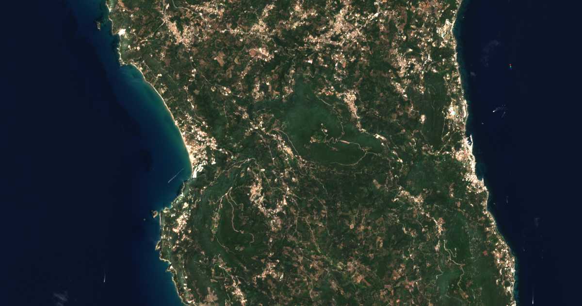 Mapa por satélite de Áno Garoúna