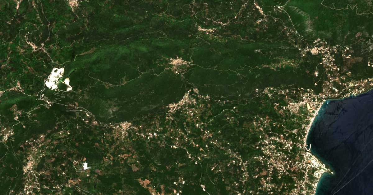 Mapa por satélite de Ano Korakiana
