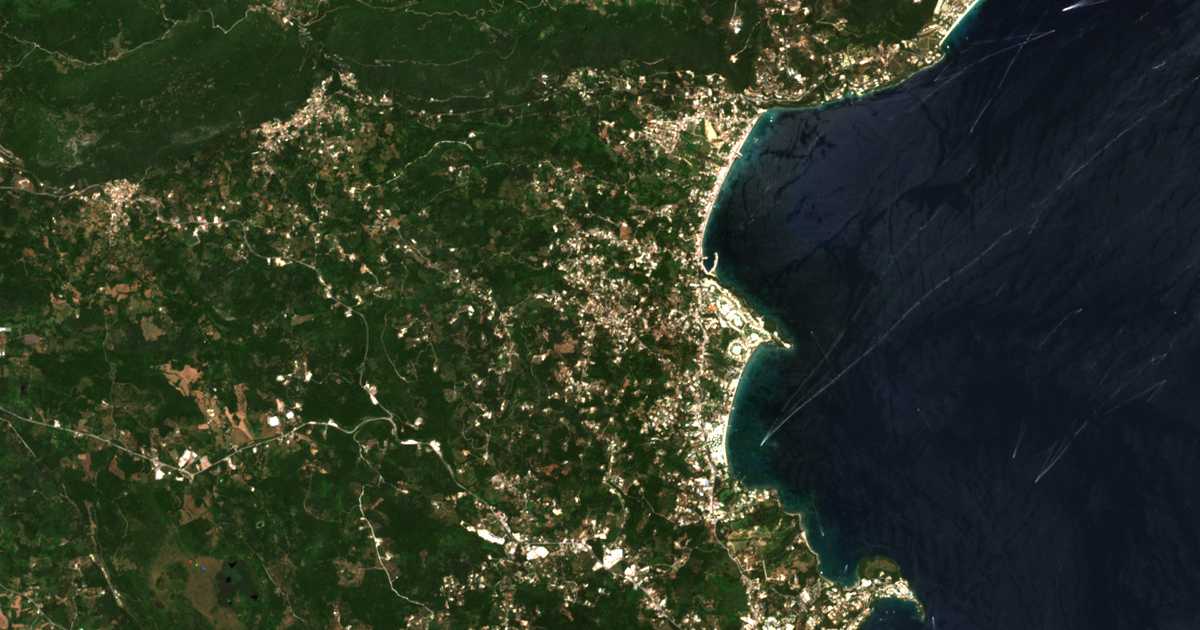 Mapa por satélite de Káto Korakiána