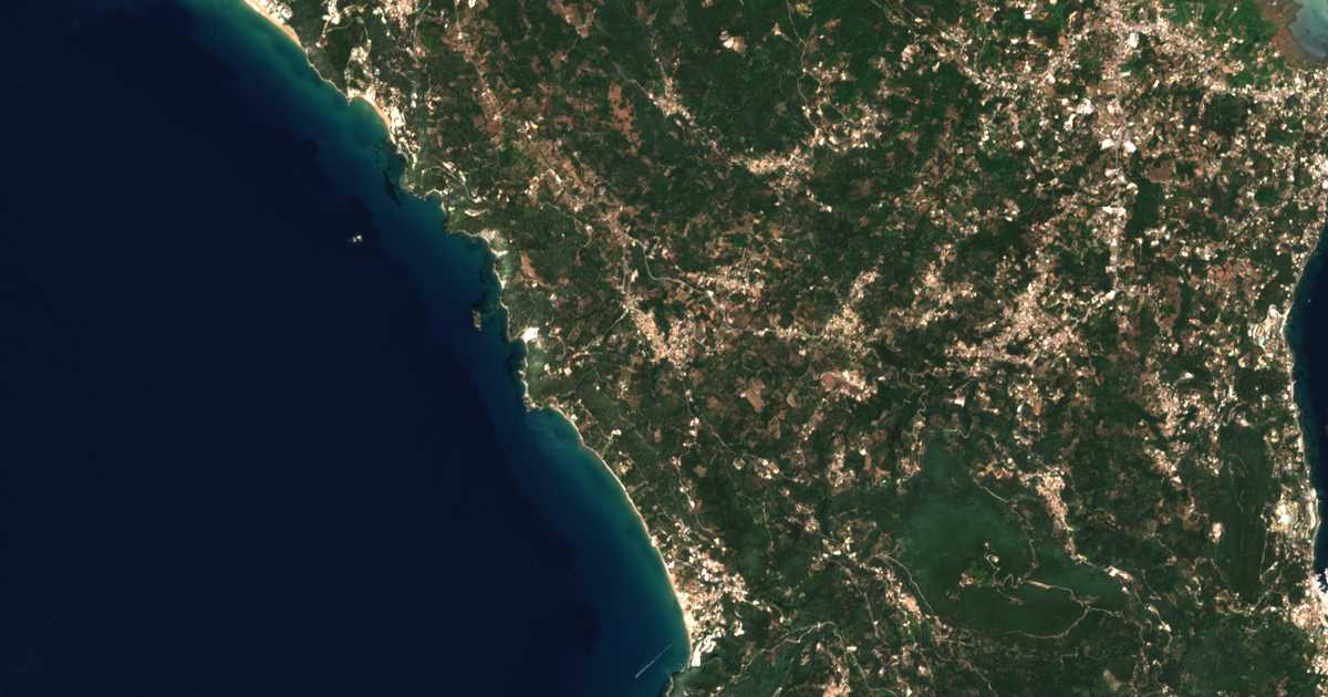 Mapa por satélite de Sinarádes