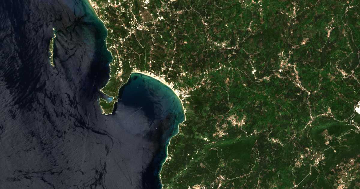 Mapa por satélite de Ágios Geórgios