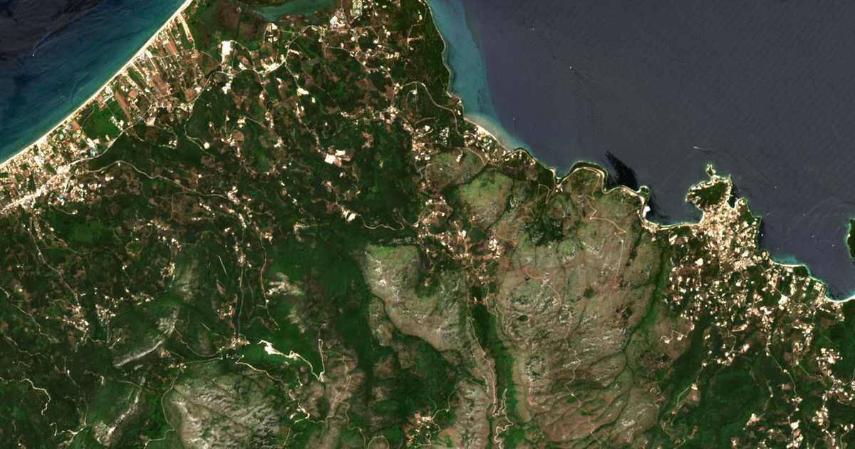 Mapa por satélite de Loútsai