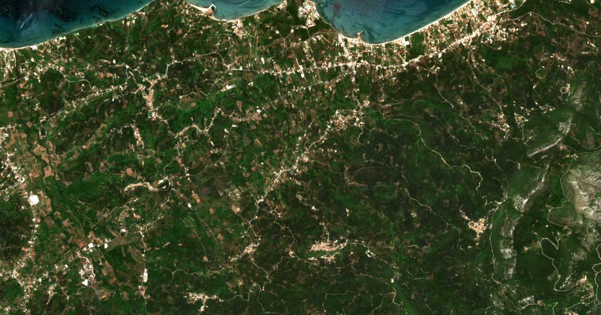 Mapa por satélite de Plátonas