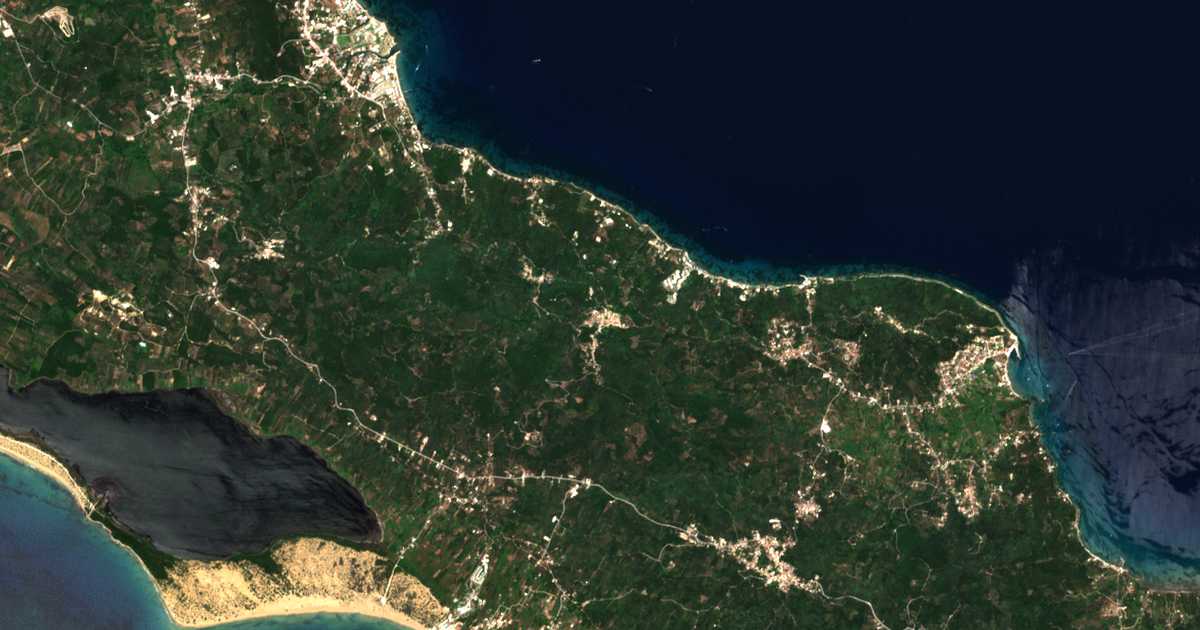 Mapa por satélite de Chlomos