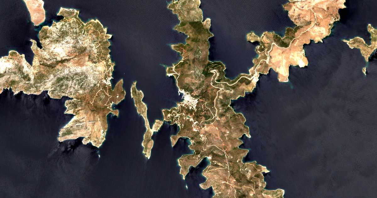 Mapa por satélite de Foúrnoi