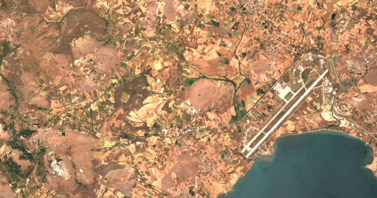 Mapa por satélite de Polióchni