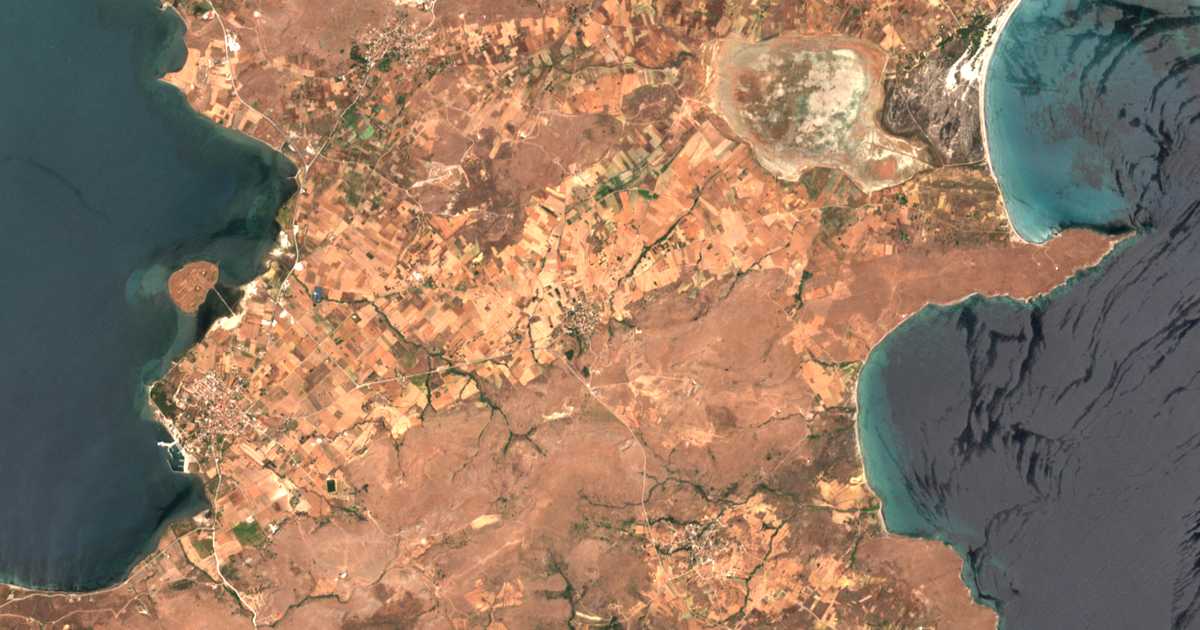 Mapa por satélite de Roussopoúlion