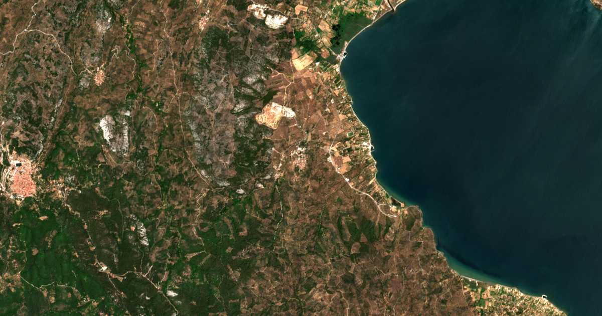 Mapa por satélite de Káto Trítos