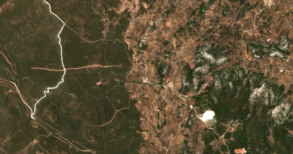 Mapa por satélite de Kómi