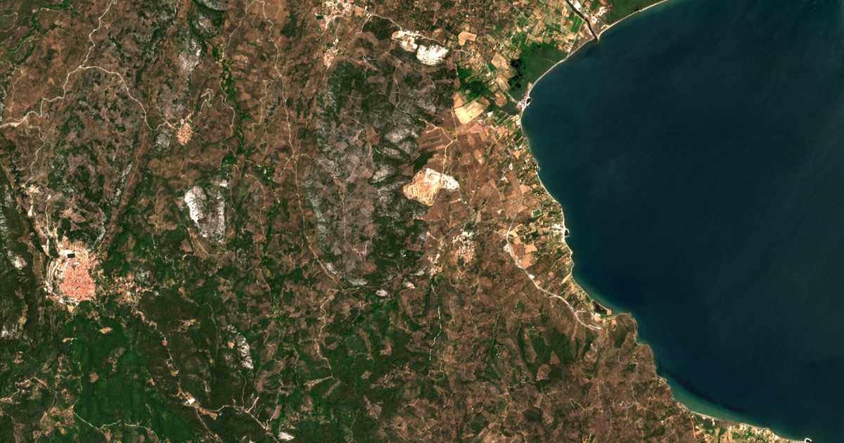 Mapa por satélite de Koufó Vounó