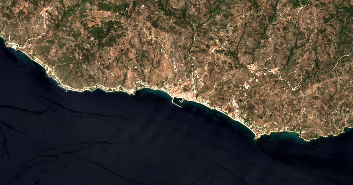 Mapa por satélite de Plomárion