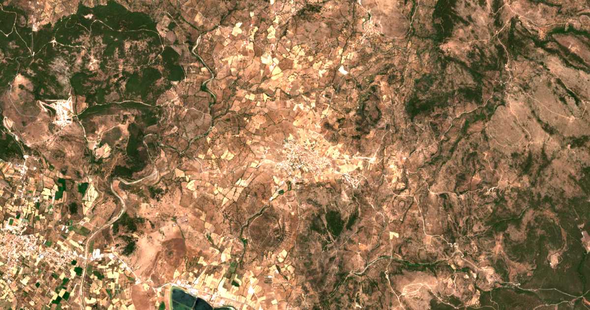 Mapa por satélite de Agía Paraskeví