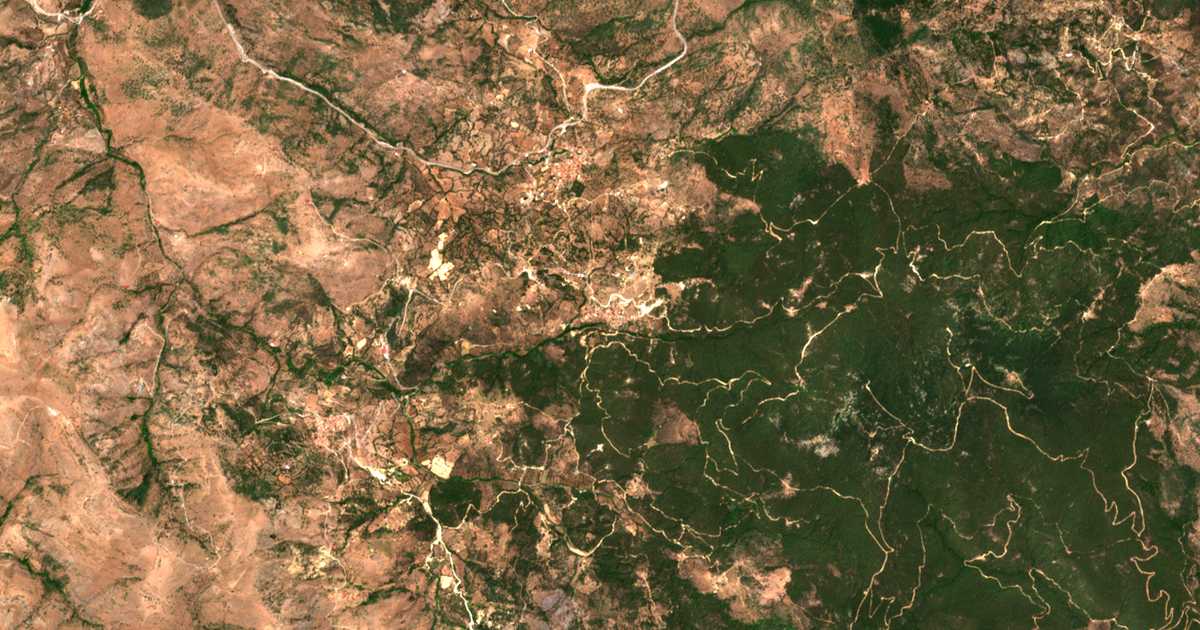 Mapa por satélite de Pteroúnta