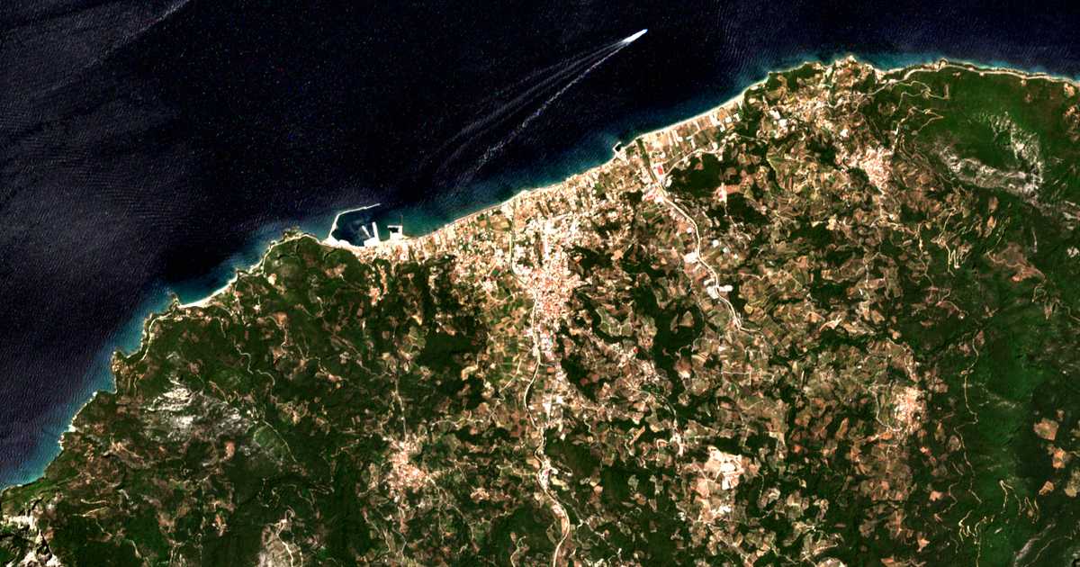 Mapa por satélite de Karlóvasi