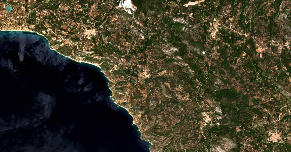 Mapa por satélite de Skouraíika