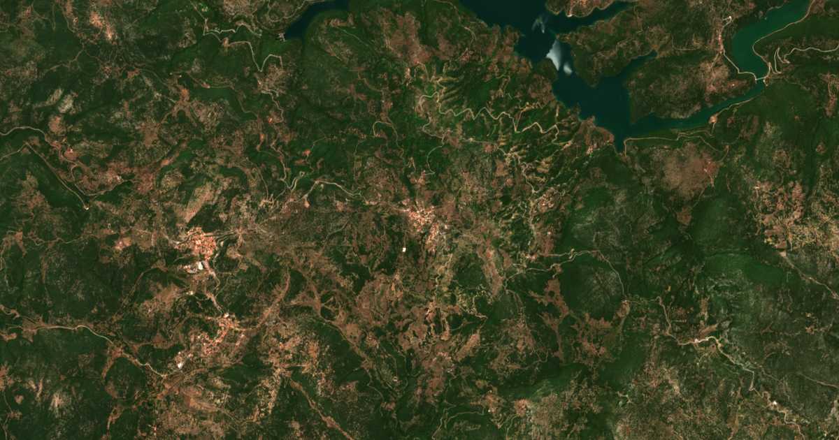 Mapa por satélite de Perdikonérion
