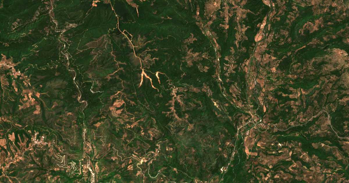 Mapa por satélite de Ráchai