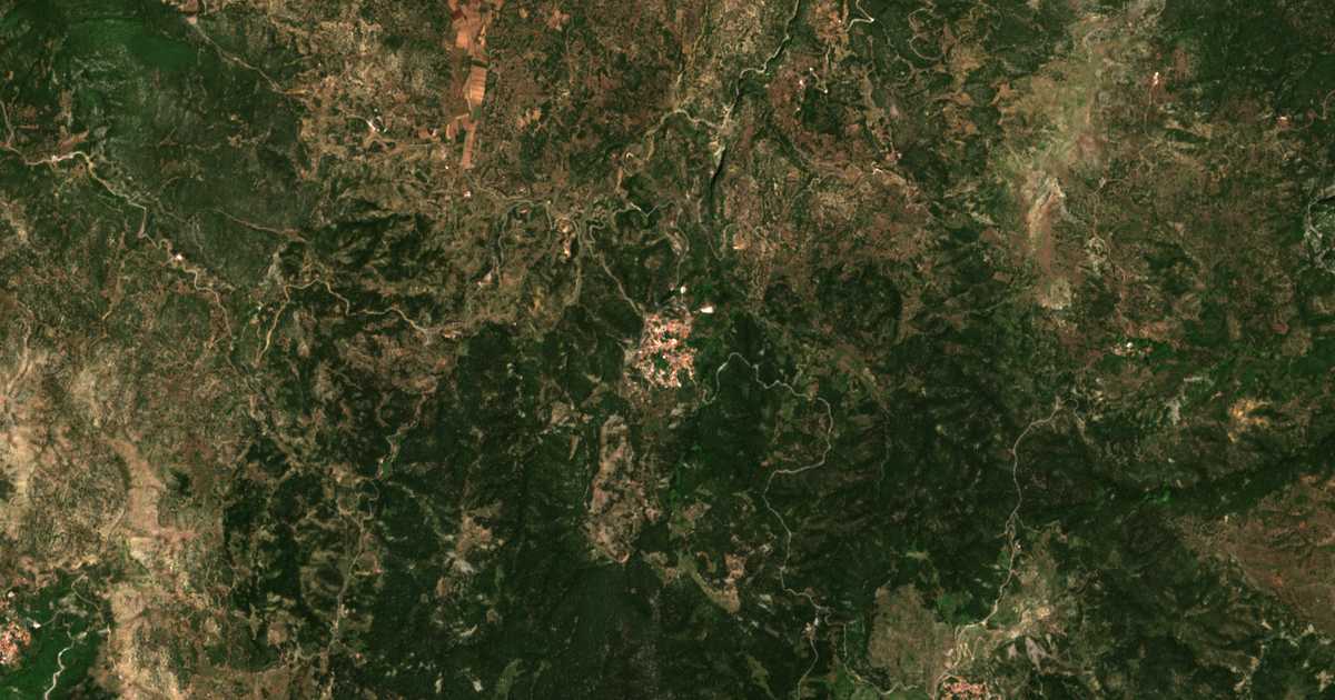 Mapa por satélite de Valtesiníkon