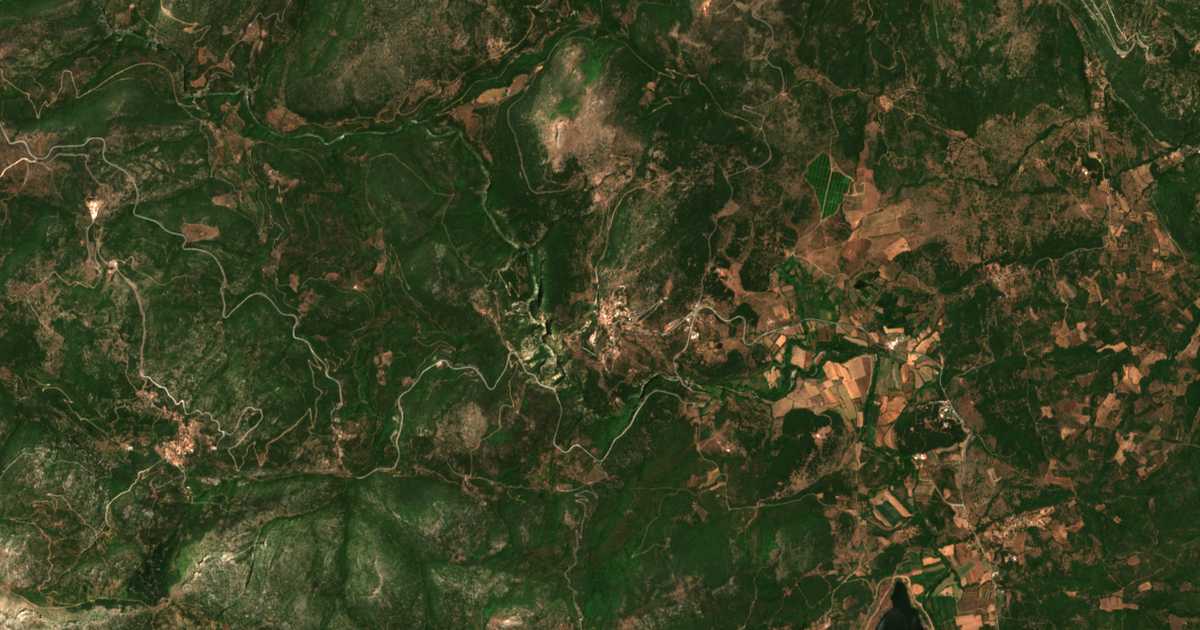 Mapa por satélite de Karitena