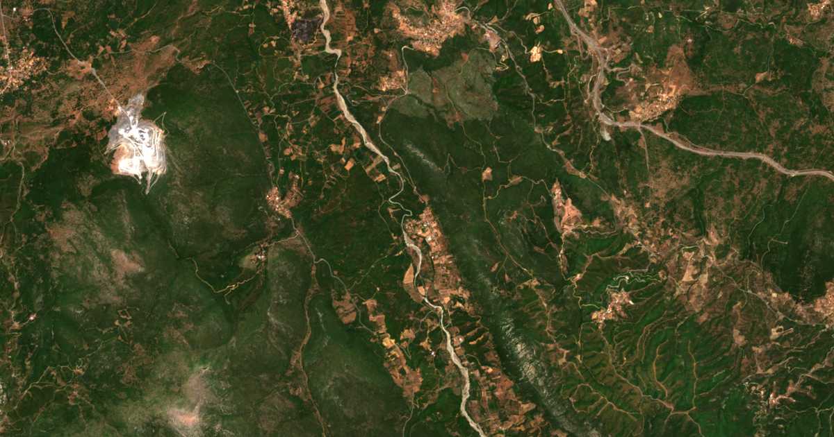 Mapa por satélite de Potamiá