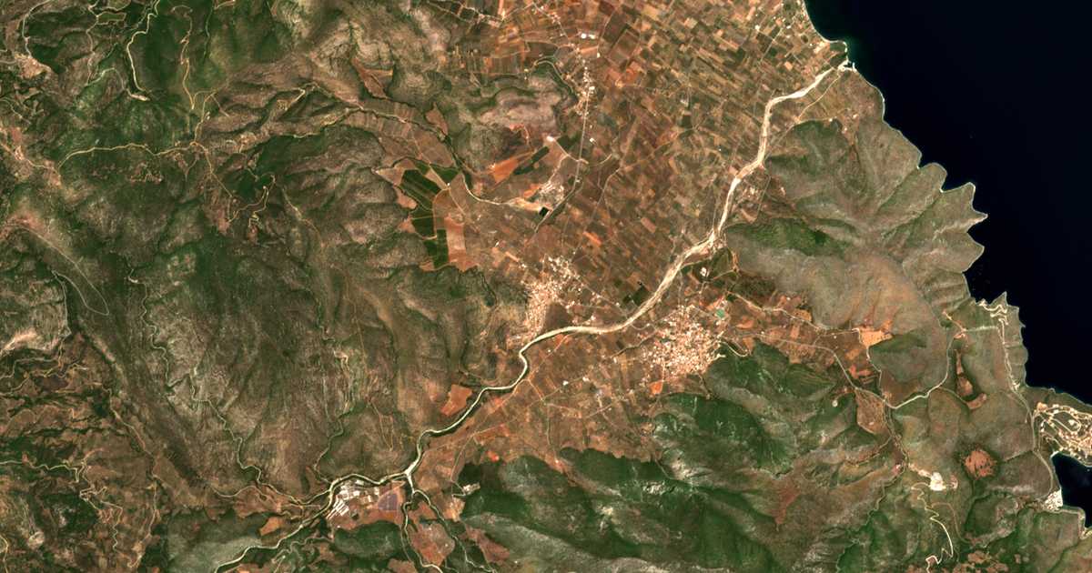 Mapa por satélite de Korakovoúnion