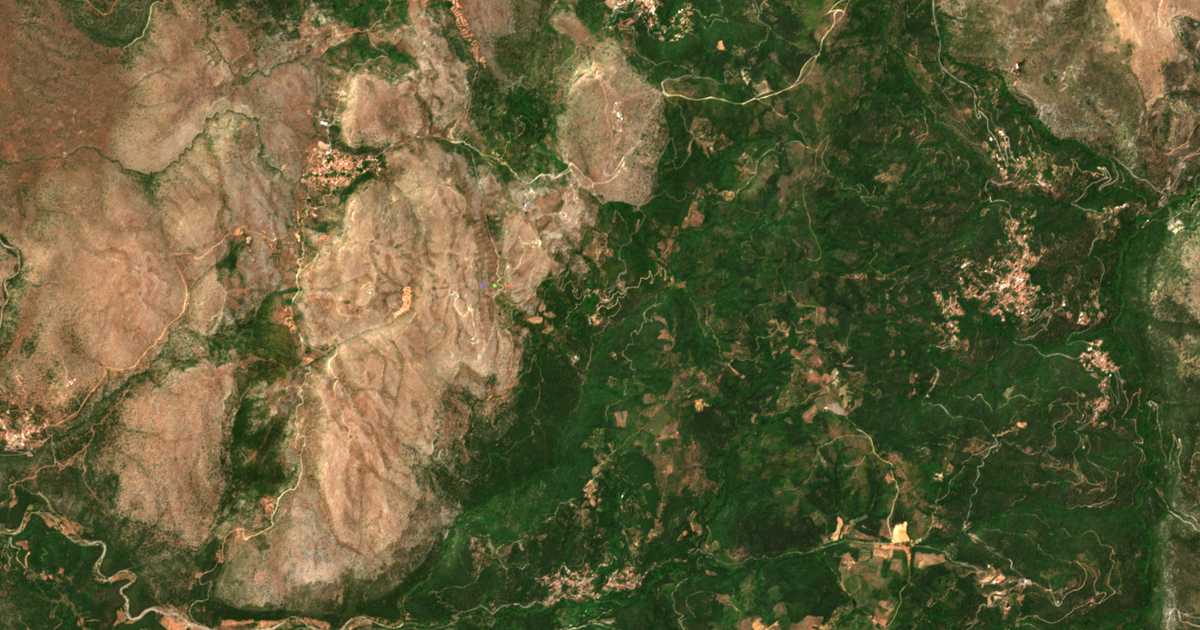 Mapa por satélite de Koútroufa