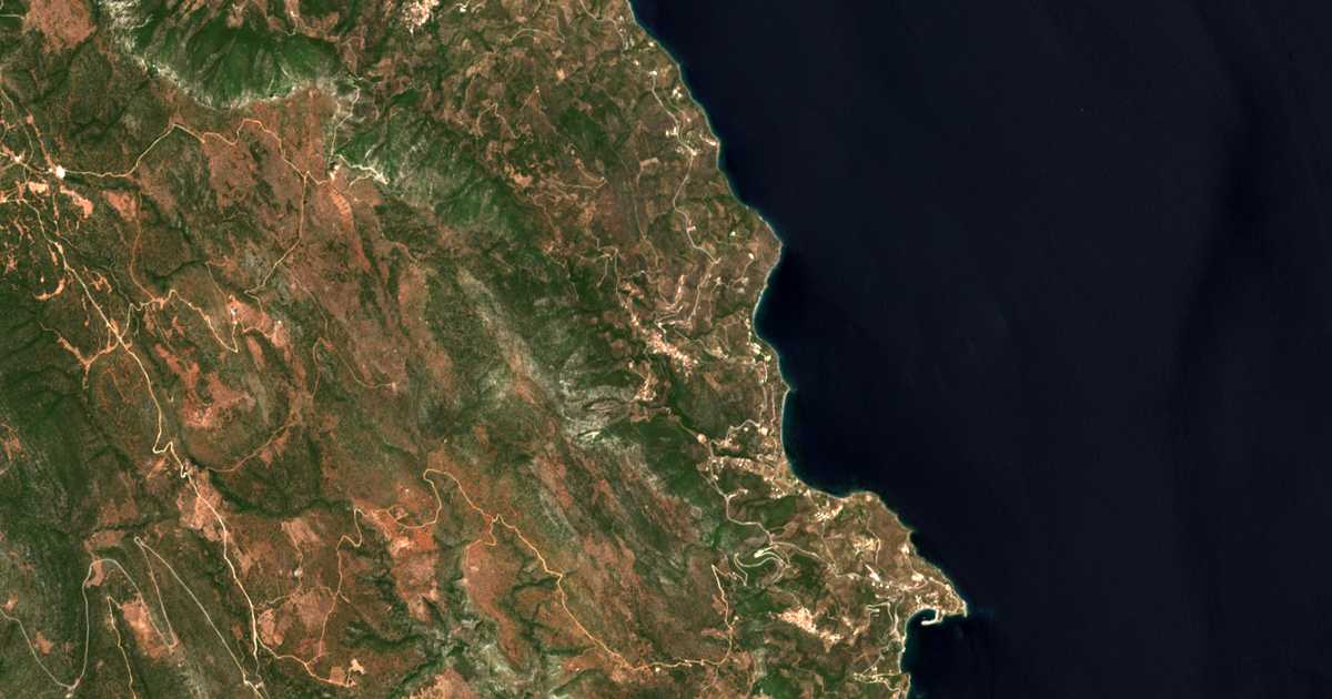 Mapa por satélite de Péra Mélana