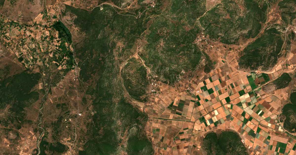 Mapa por satélite de Chotoússa