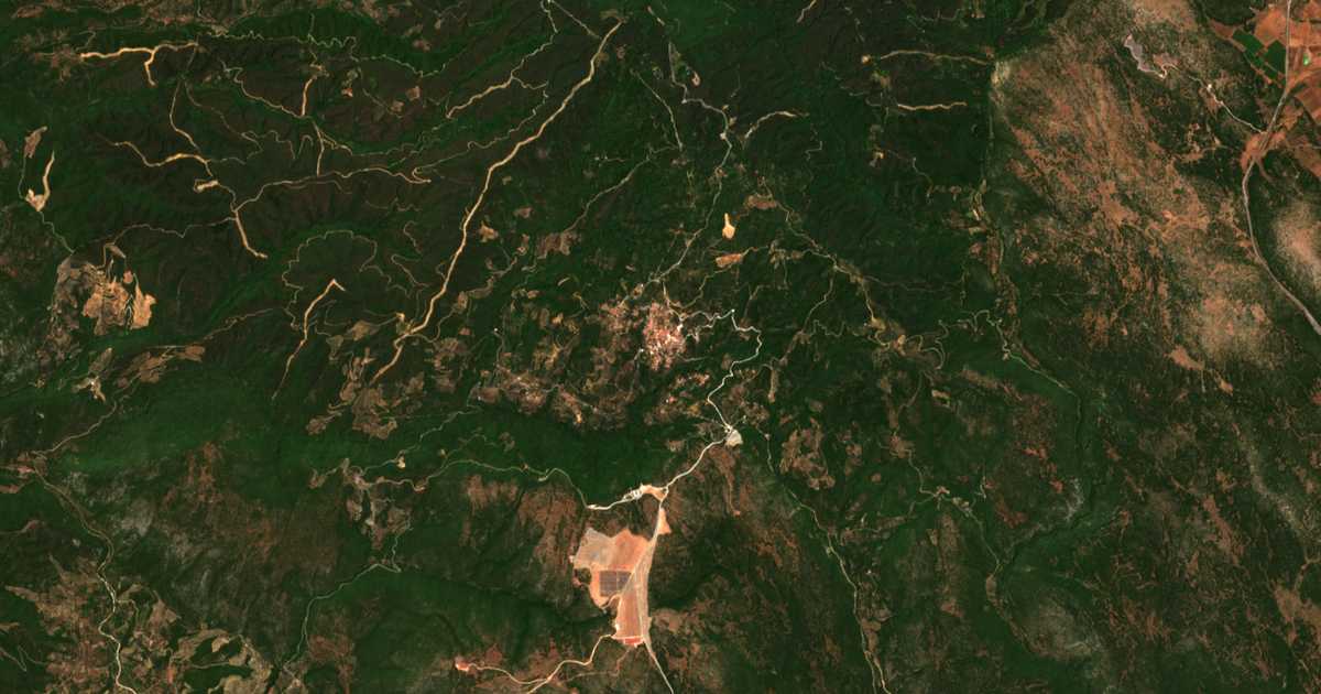 Mapa por satélite de Kollínai