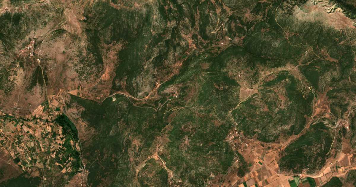 Mapa por satélite de Kómi