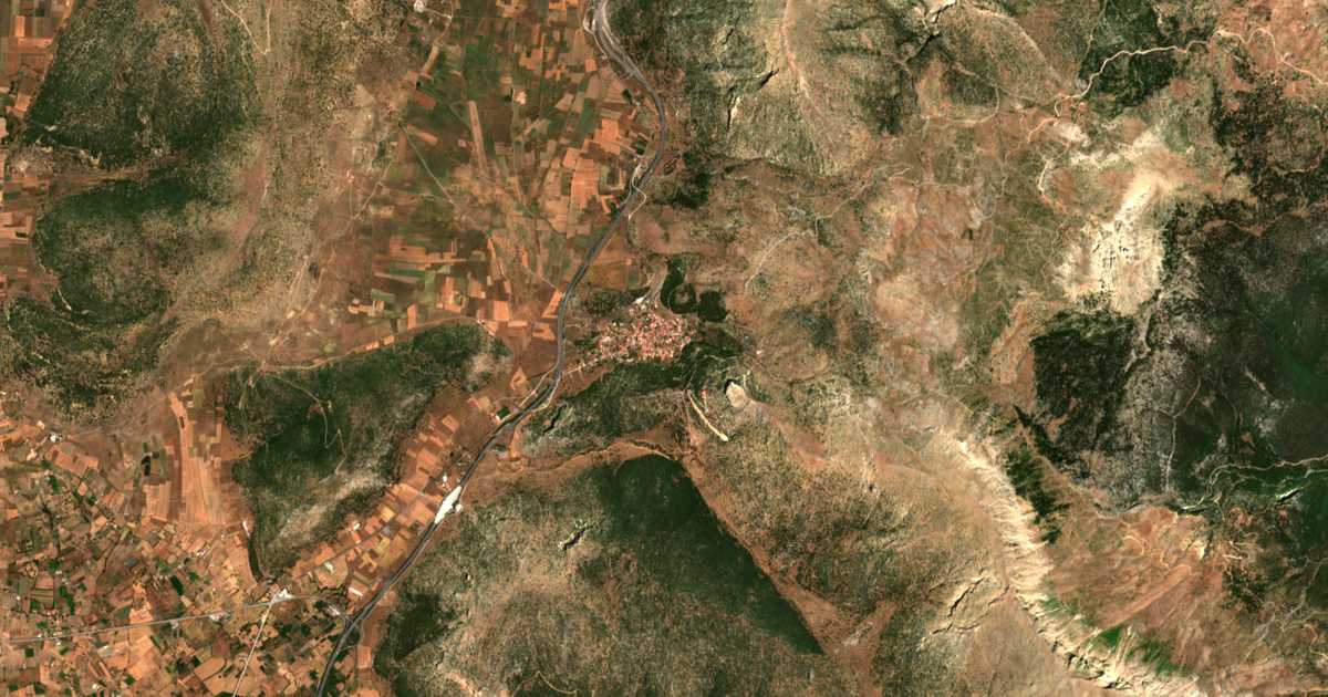 Mapa por satélite de Nestani