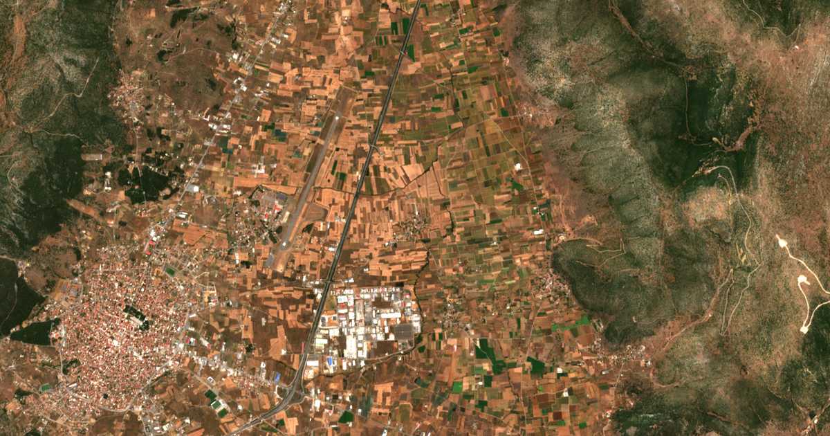 Mapa por satélite de Pélagos