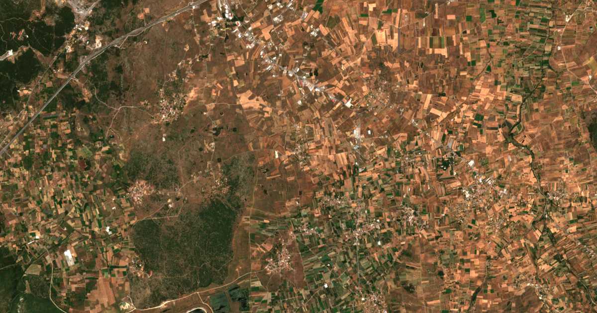 Mapa por satélite de Tzívas